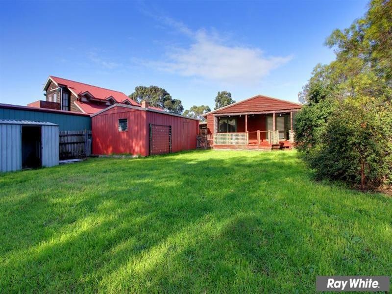 22 Frances Drive, Mount Martha VIC 3934