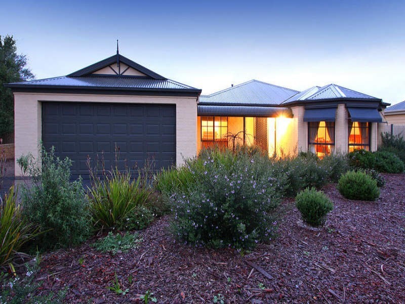 20 Morning Mist Court, Mornington VIC 3931