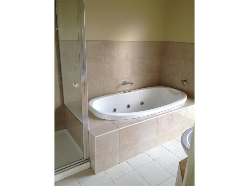 13 Cook Street, Mornington VIC 3931