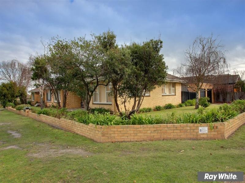 2/2A Marine Avenue, Mornington VIC 3931