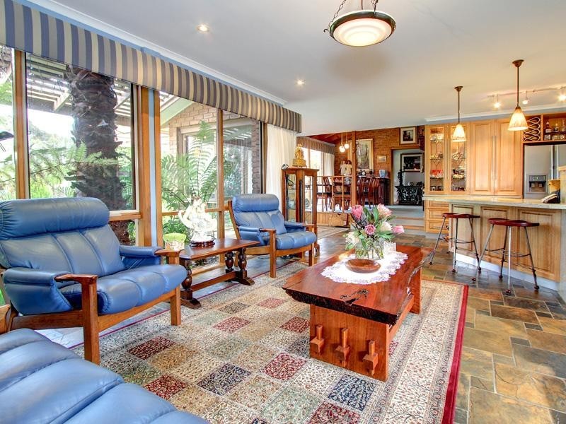 18 Grenfell Way, Rosebud VIC 3939