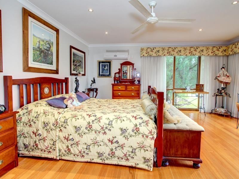 18 Grenfell Way, Rosebud VIC 3939