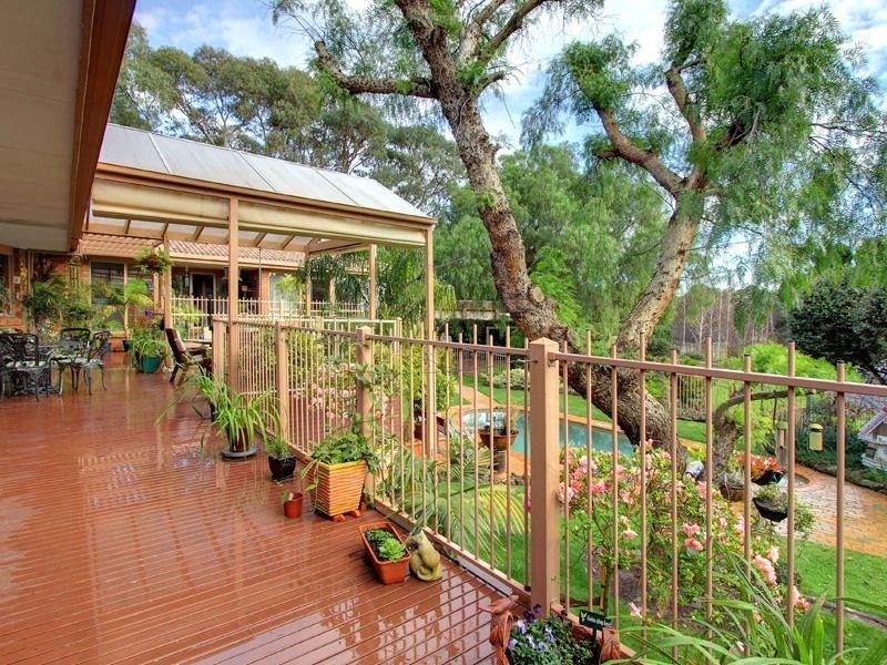 18 Grenfell Way, Rosebud VIC 3939