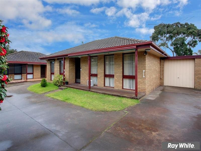 2/7 Beatty Parade, Mornington VIC 3931