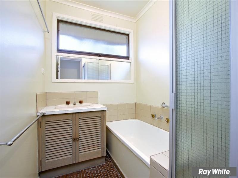 2/7 Beatty Parade, Mornington VIC 3931