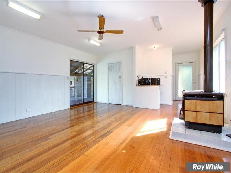 15 Moona Avenue, Mornington VIC 3931