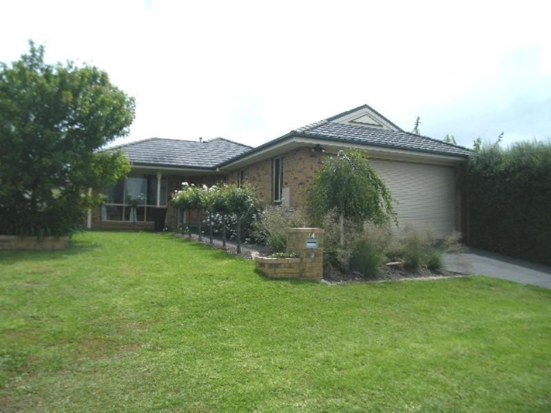 24 Bowman Drive, Mornington VIC 3931