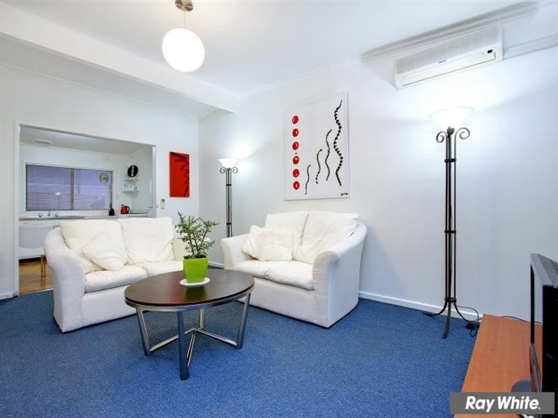 1/12 Campbell Grove, Mornington VIC 3931