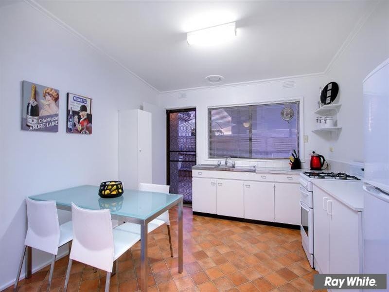 1/12 Campbell Grove, Mornington VIC 3931