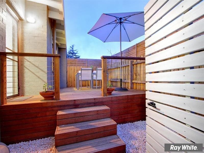 1/12 Campbell Grove, Mornington VIC 3931