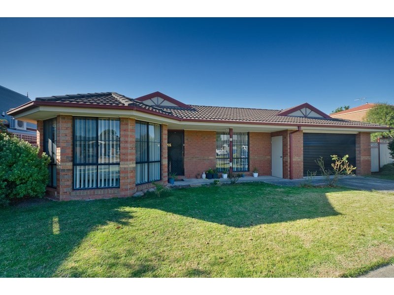 46 St Mitchell Circuit, Mornington VIC 3931