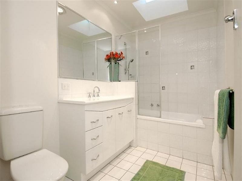 28 Dava Drive, Mornington VIC 3931