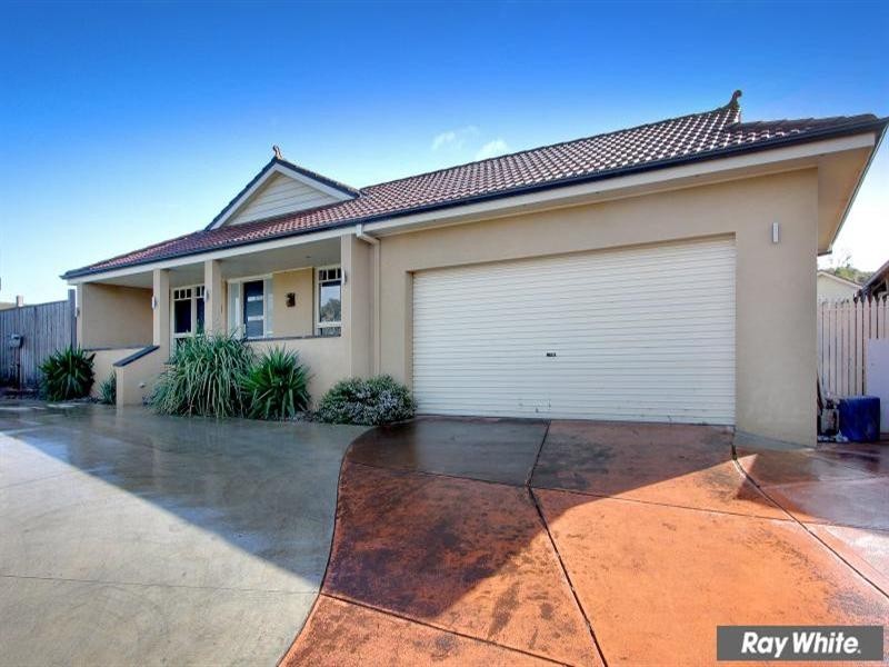 15 Flora Road, Mount Martha VIC 3934