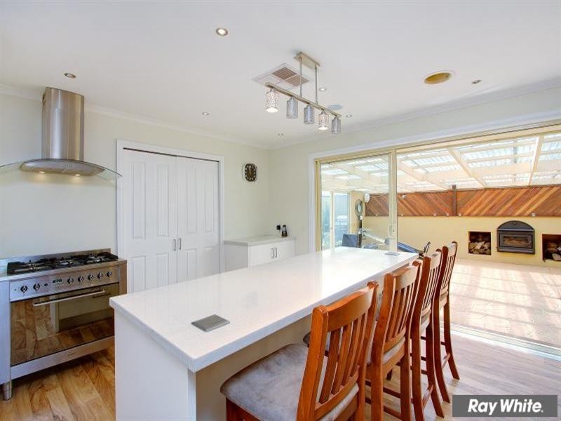 15 Flora Road, Mount Martha VIC 3934