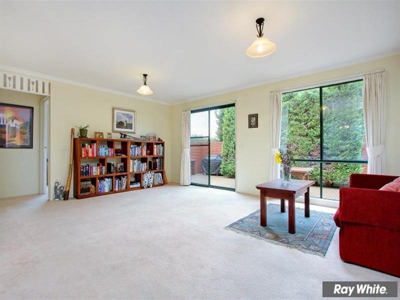 8 Kenworthy Rise, Mornington VIC 3931