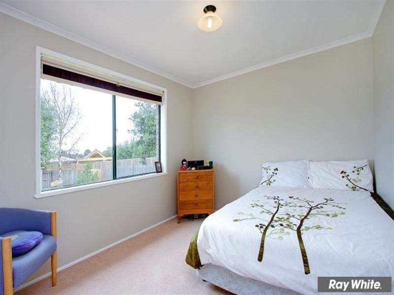 8 Kenworthy Rise, Mornington VIC 3931