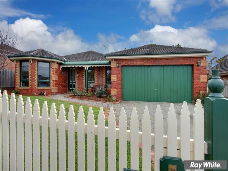 8 Kenworthy Rise, Mornington VIC 3931