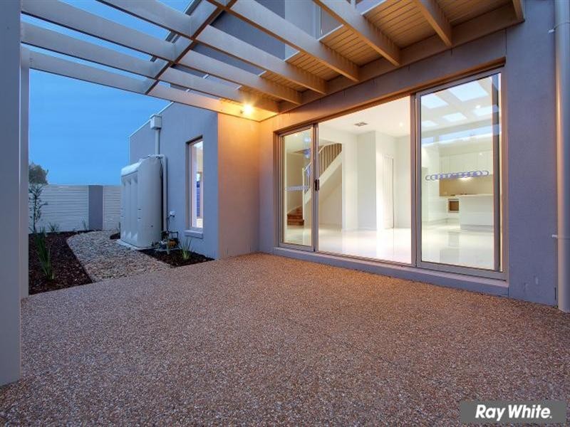 1A Sussex Avenue, Mornington VIC 3931