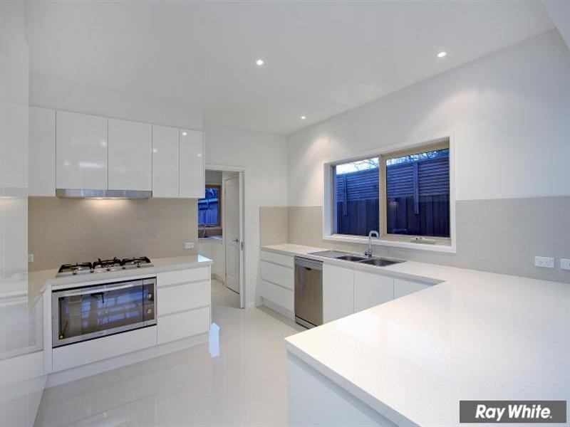 1A Sussex Avenue, Mornington VIC 3931