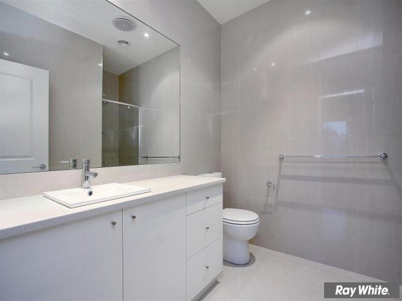 1A Sussex Avenue, Mornington VIC 3931