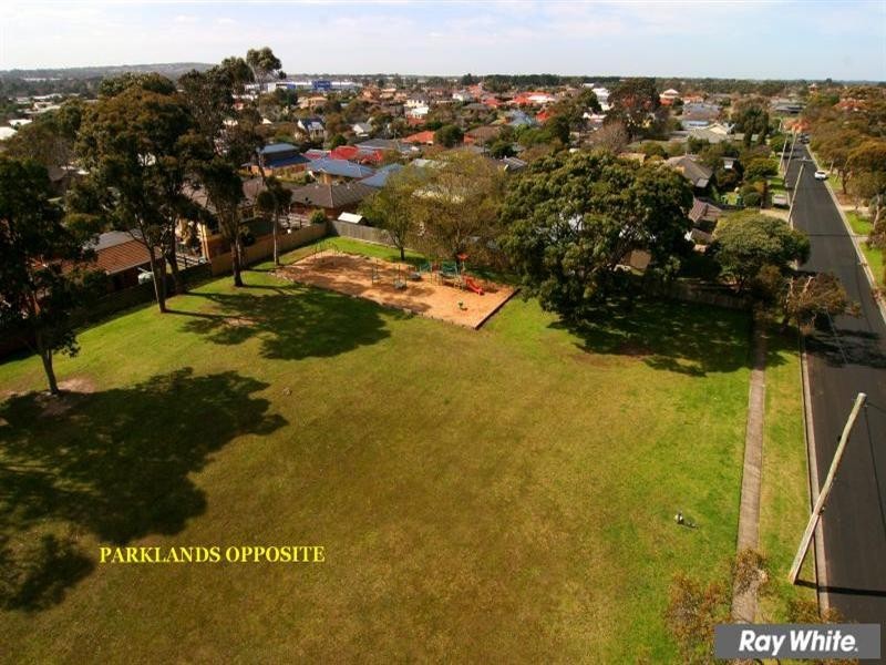 36 Alameda Avenue, Mornington VIC 3931