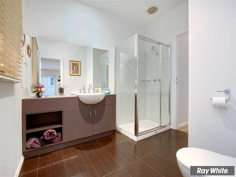 1/10 Surrey Street, Mornington VIC 3931