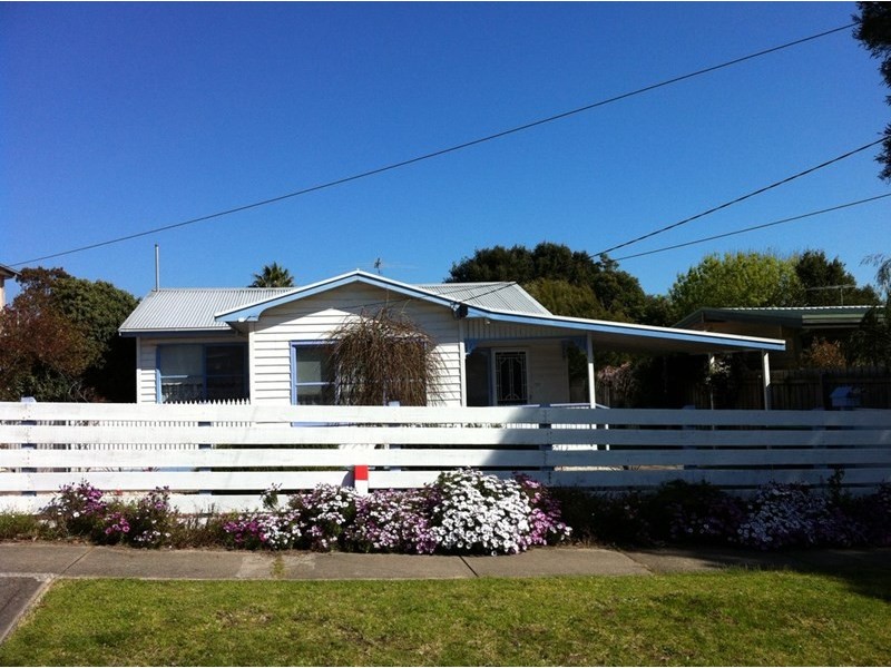 30 Seaview Avenue, Mornington VIC 3931