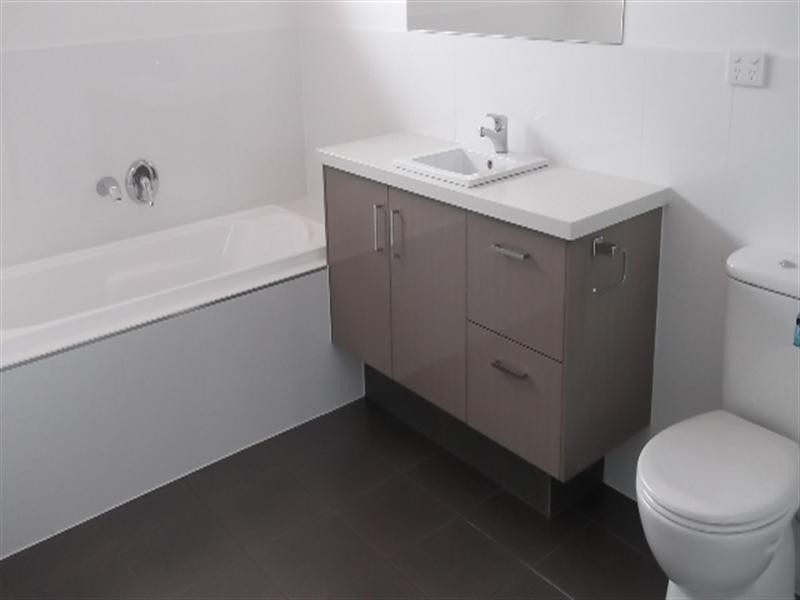 2/14 Napier Street, Mornington VIC 3931