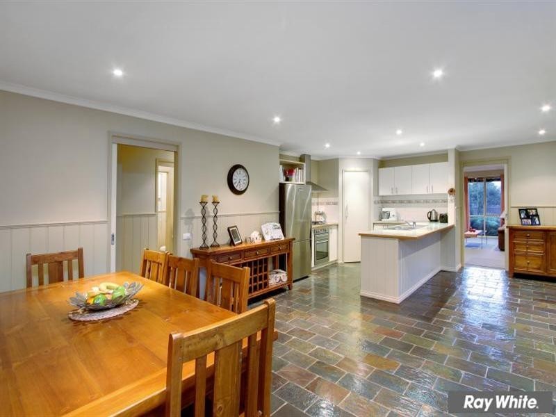 6 Boronia Court, Mount Martha VIC 3934