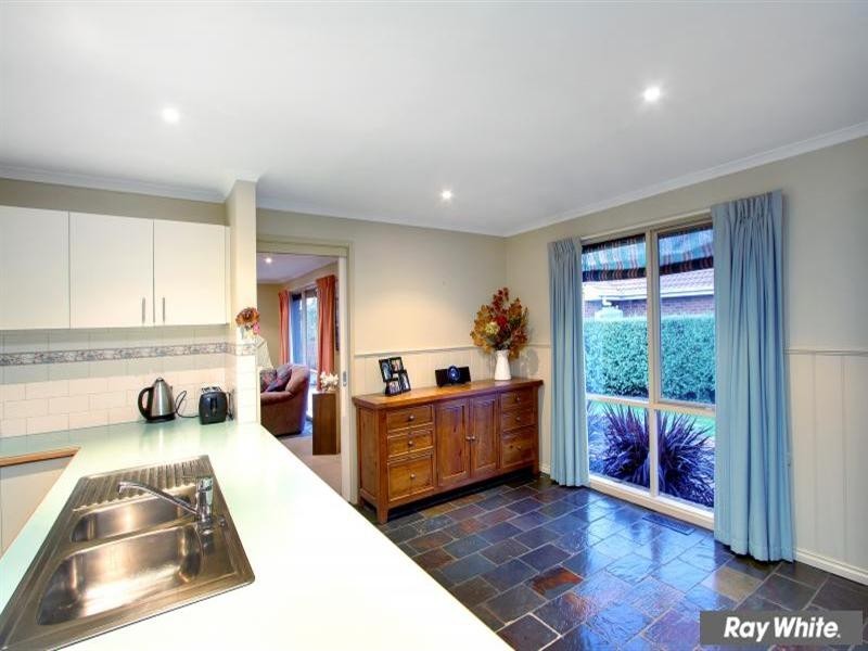 6 Boronia Court, Mount Martha VIC 3934