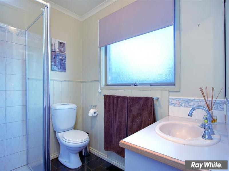 6 Boronia Court, Mount Martha VIC 3934