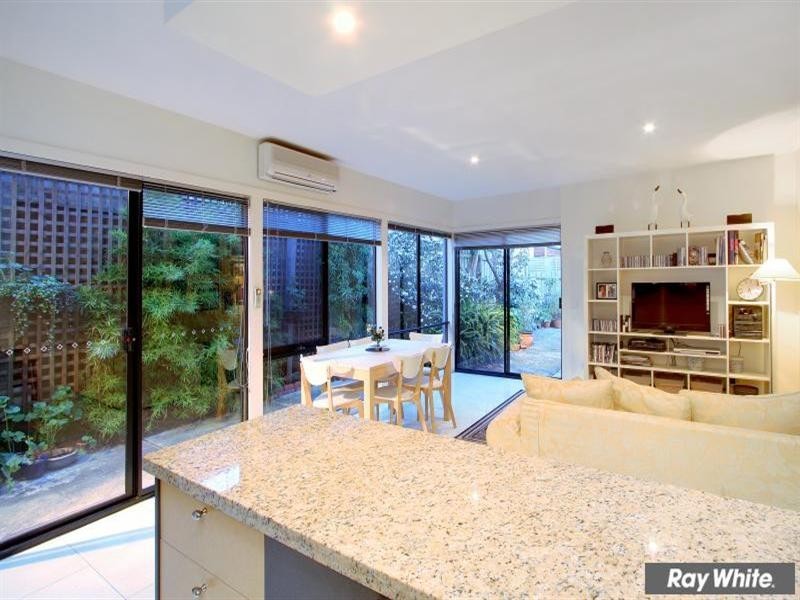 69A Hampden Street, Mornington VIC 3931