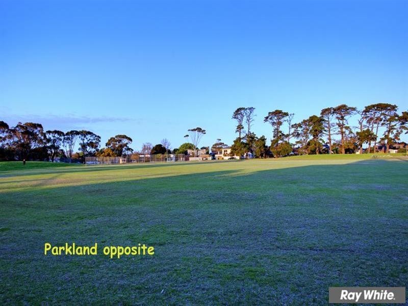 69A Hampden Street, Mornington VIC 3931