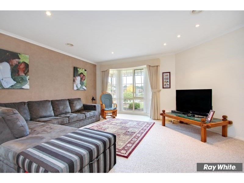 4 Kingston Close, Mornington VIC 3931