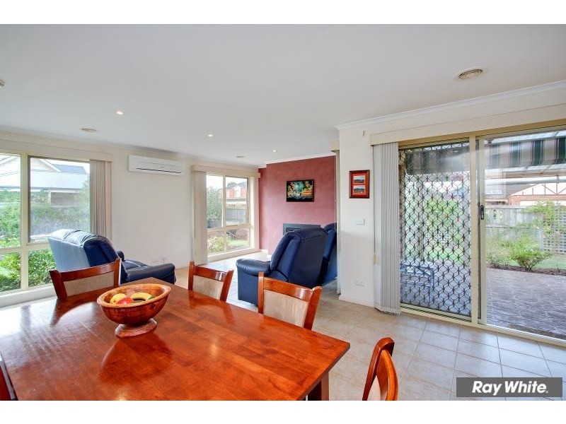 4 Kingston Close, Mornington VIC 3931