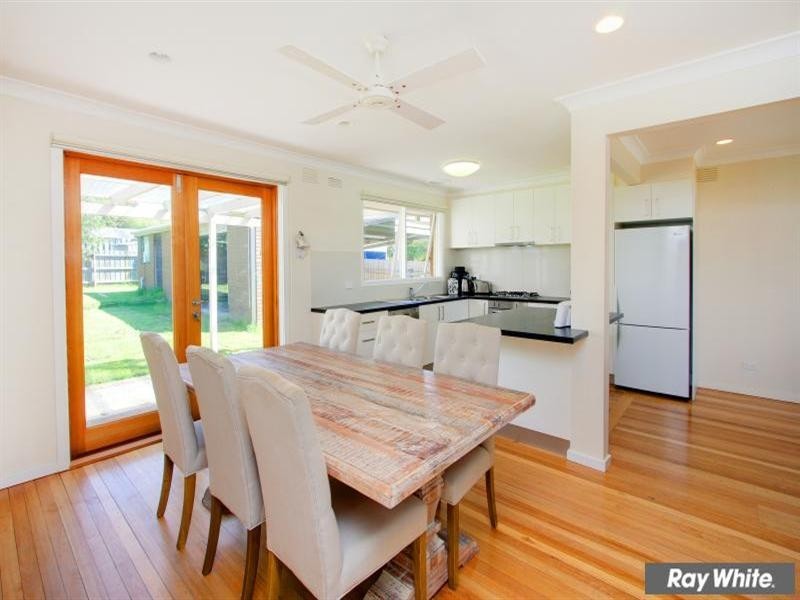 13 Kiandra Street, Mornington VIC 3931