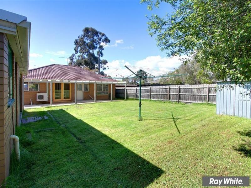 13 Kiandra Street, Mornington VIC 3931