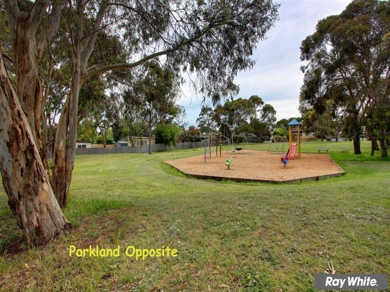 22 Kiandra Street, Mornington VIC 3931