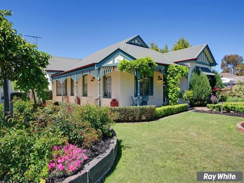 48 Wensleydale Drive, Mornington VIC 3931