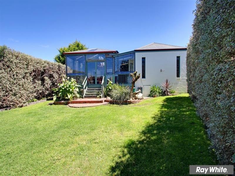 48 Wensleydale Drive, Mornington VIC 3931