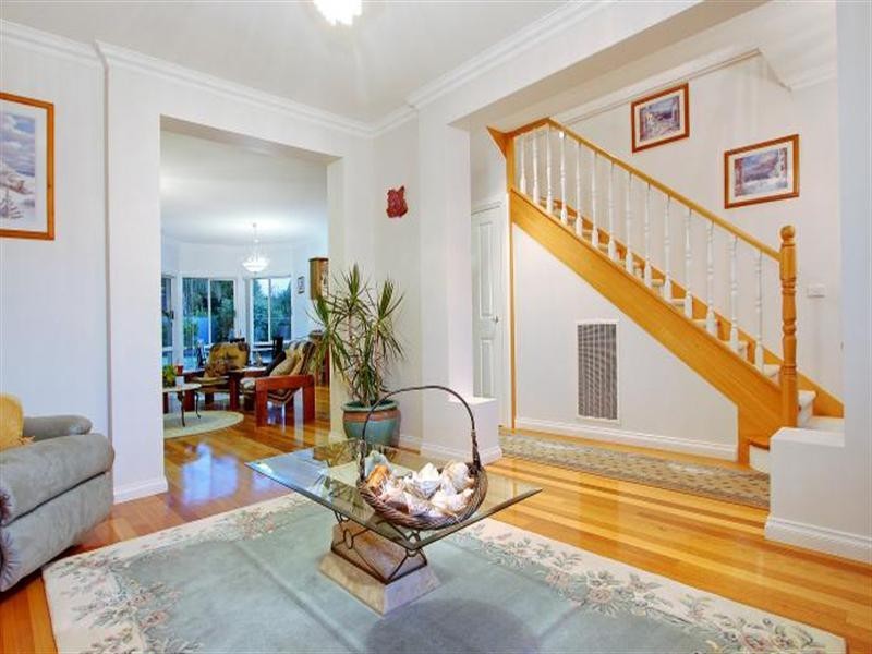 2 Coney Hurst Crescent, Mornington VIC 3931