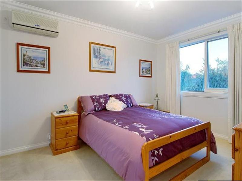 2 Coney Hurst Crescent, Mornington VIC 3931