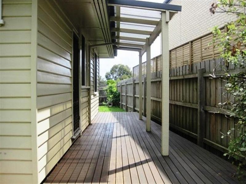 24 Surrey Street, Mornington VIC 3931