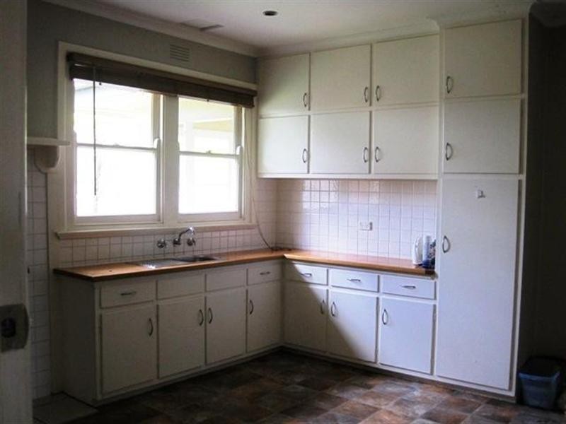 24 Surrey Street, Mornington VIC 3931