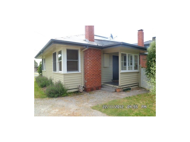 24 Surrey Street, Mornington VIC 3931