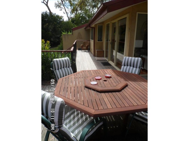 37 Millbank Drive, Mount Eliza VIC 3930