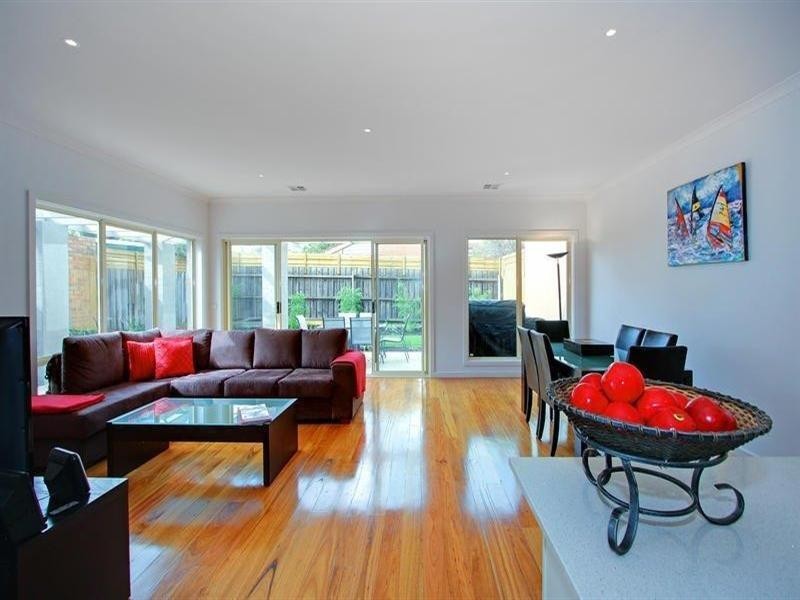 24 Dava Drive, Mornington VIC 3931