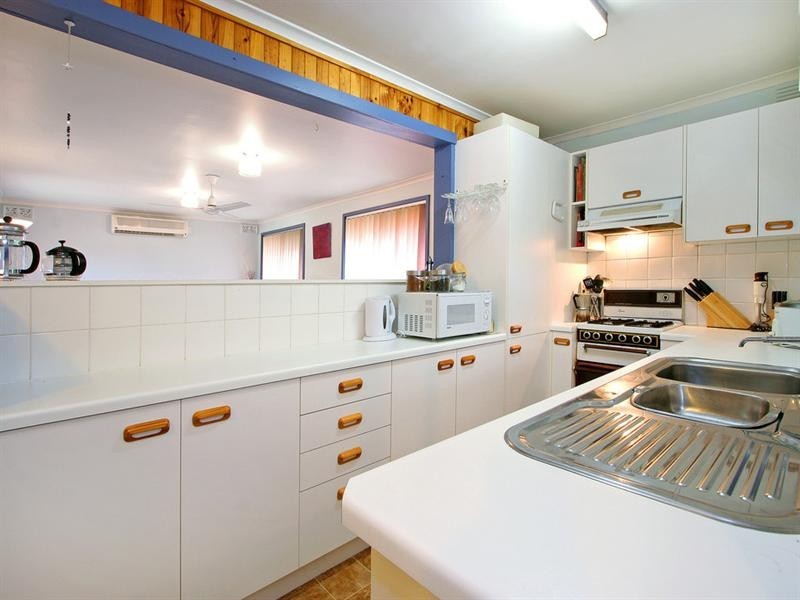 33 Richardson Drive, Mornington VIC 3931