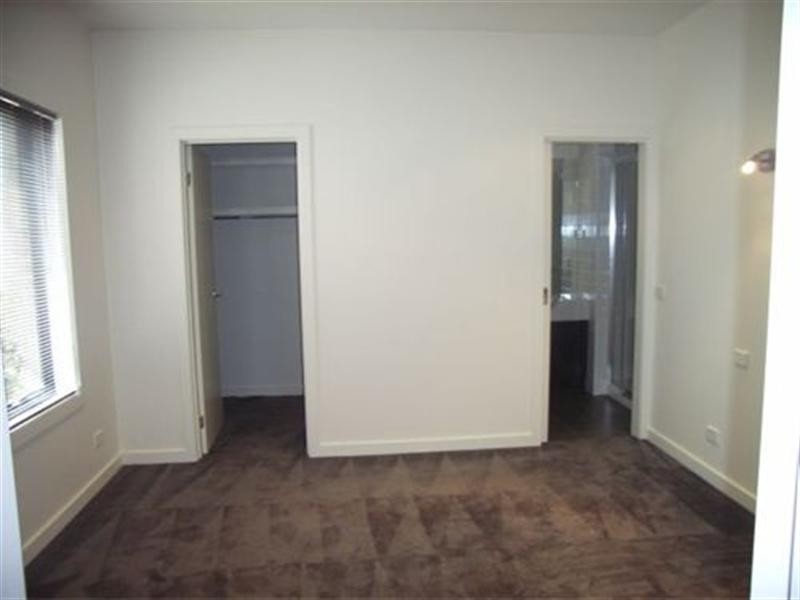 2/8 Arthur Street, Hastings VIC 3915