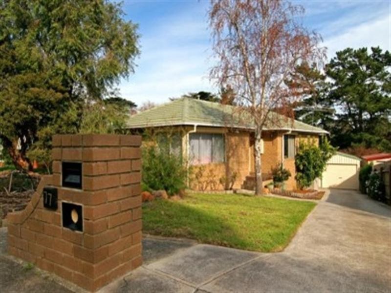 77 Richardson Drive, Mornington VIC 3931